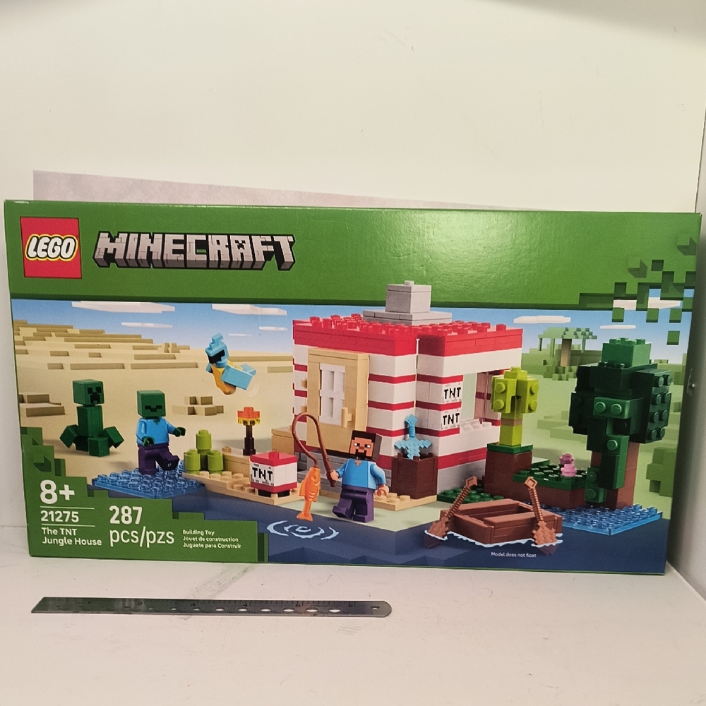 LEGO® Minecraft® The TNT Jungle House 21275